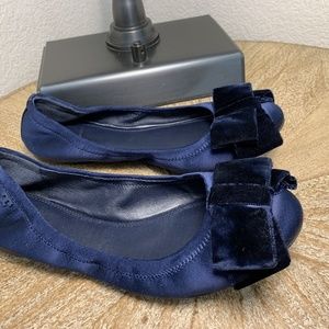 Tory Burch Flats with Satin Bow and leather sole